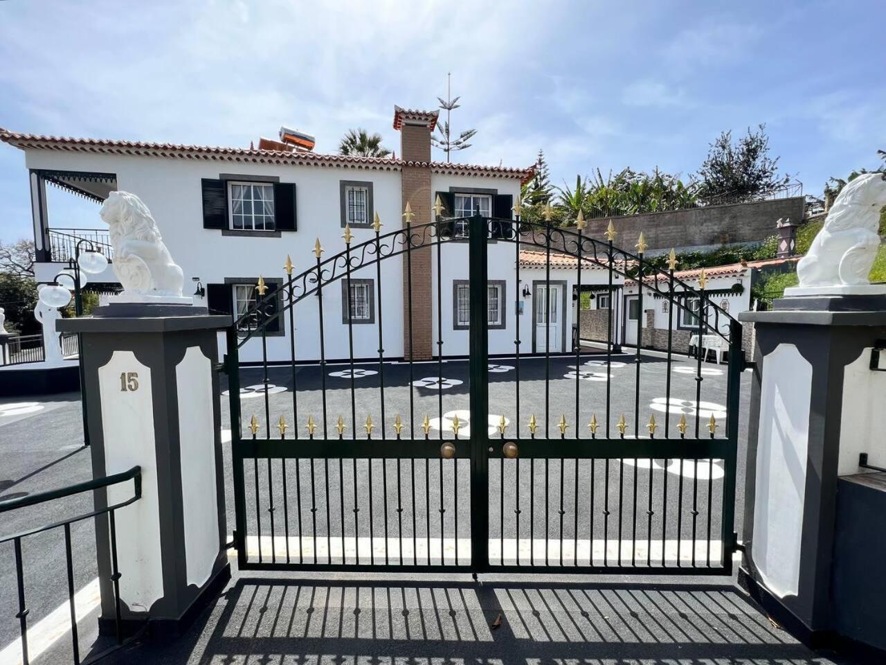Comfortable 2-Bedroom Apartment For Relaxing Stays Funchal  Eksteriør bilde