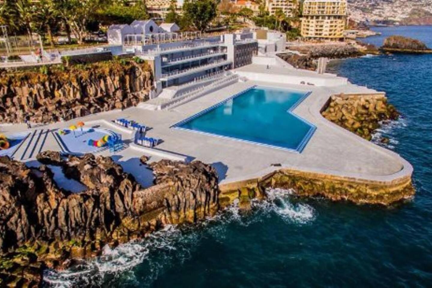 Comfortable 2-Bedroom Apartment For Relaxing Stays Funchal  Eksteriør bilde